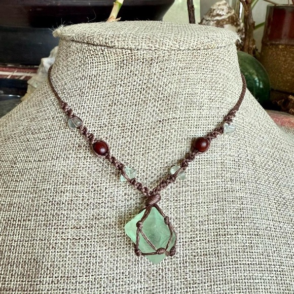 Boho Hippie Micro Macrame Crystal Choker Necklace - Picture 2 of 10